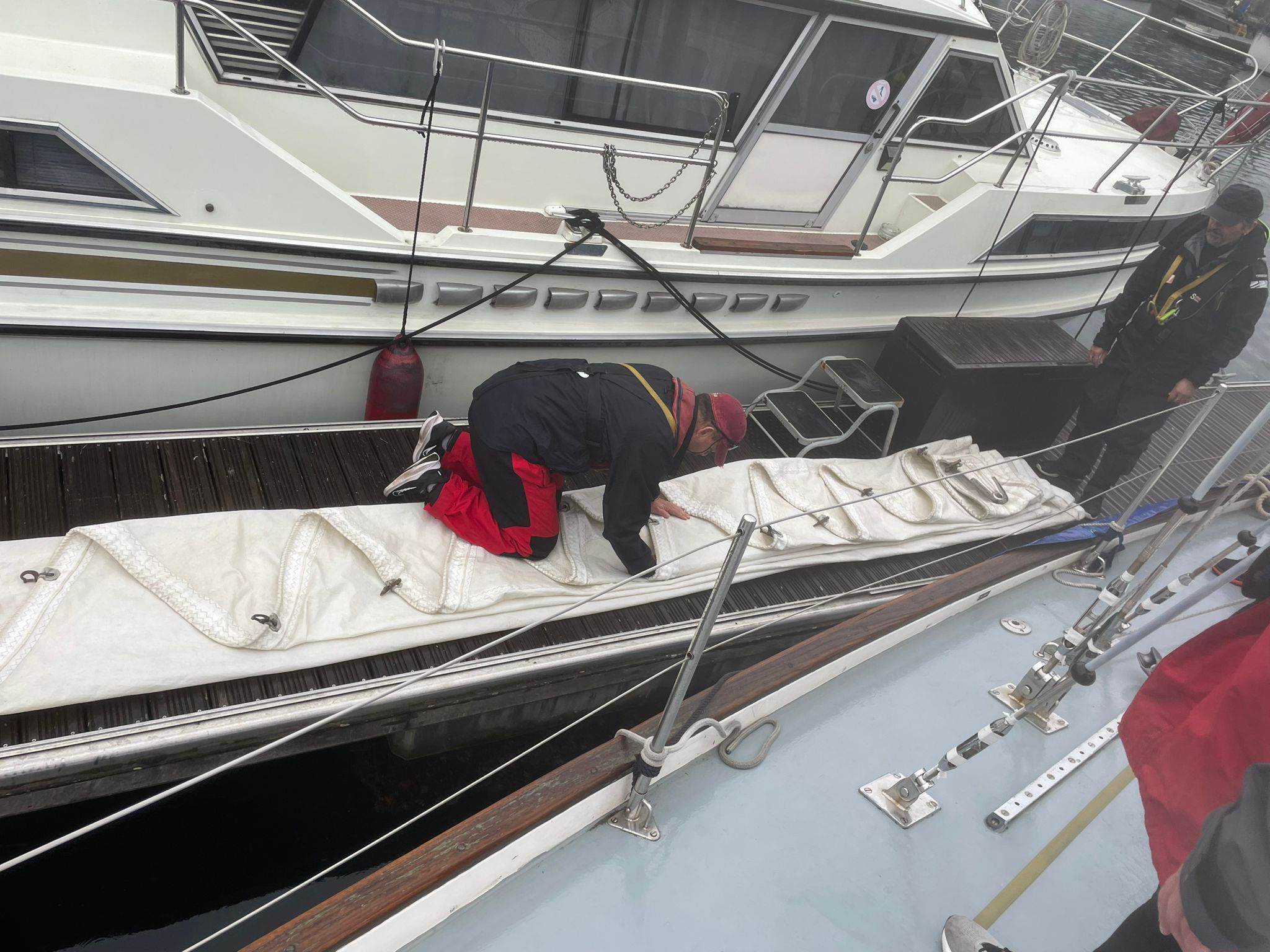 Sailing with Offshore Adventures