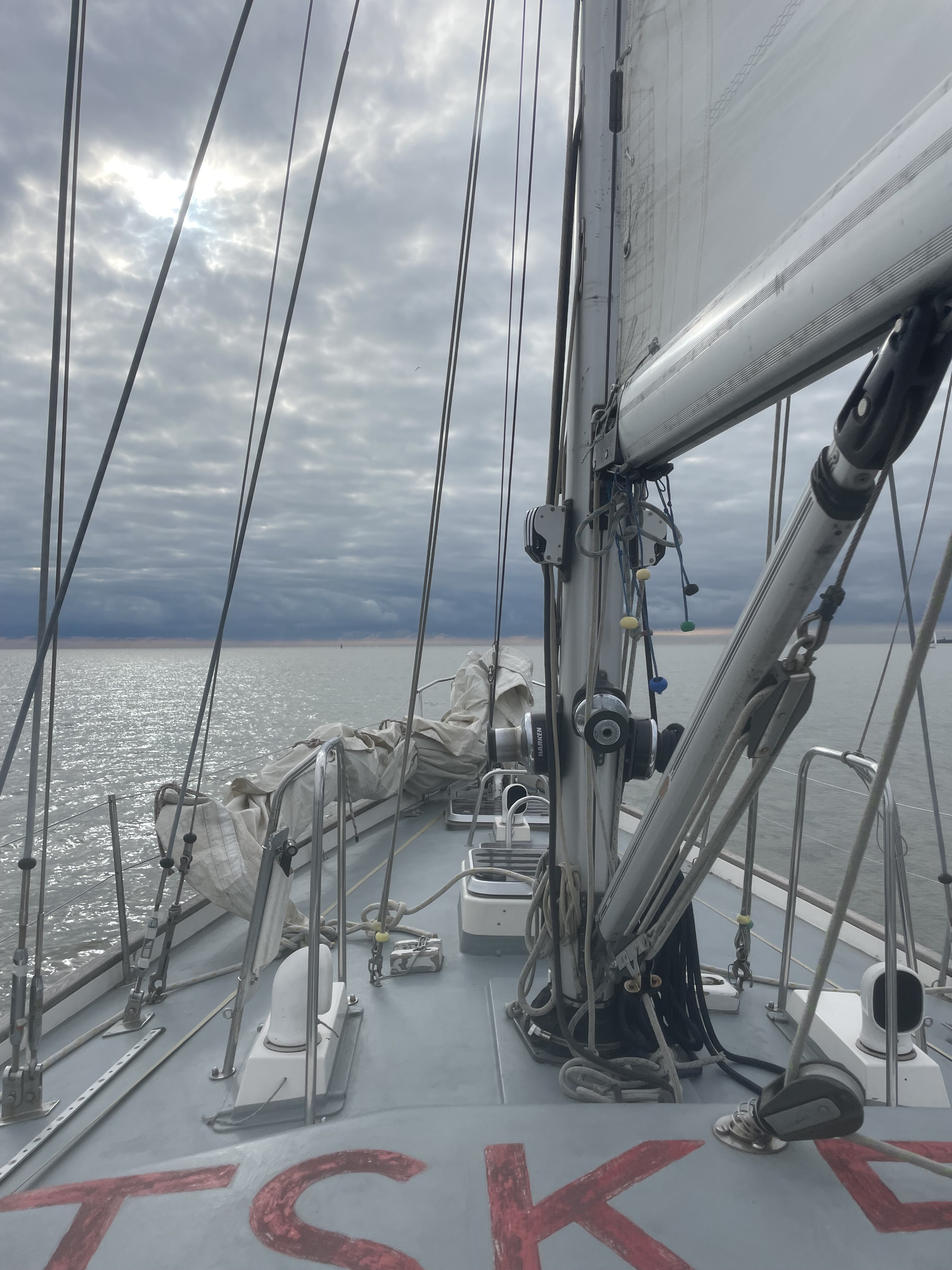 Sailing with Offshore Adventures